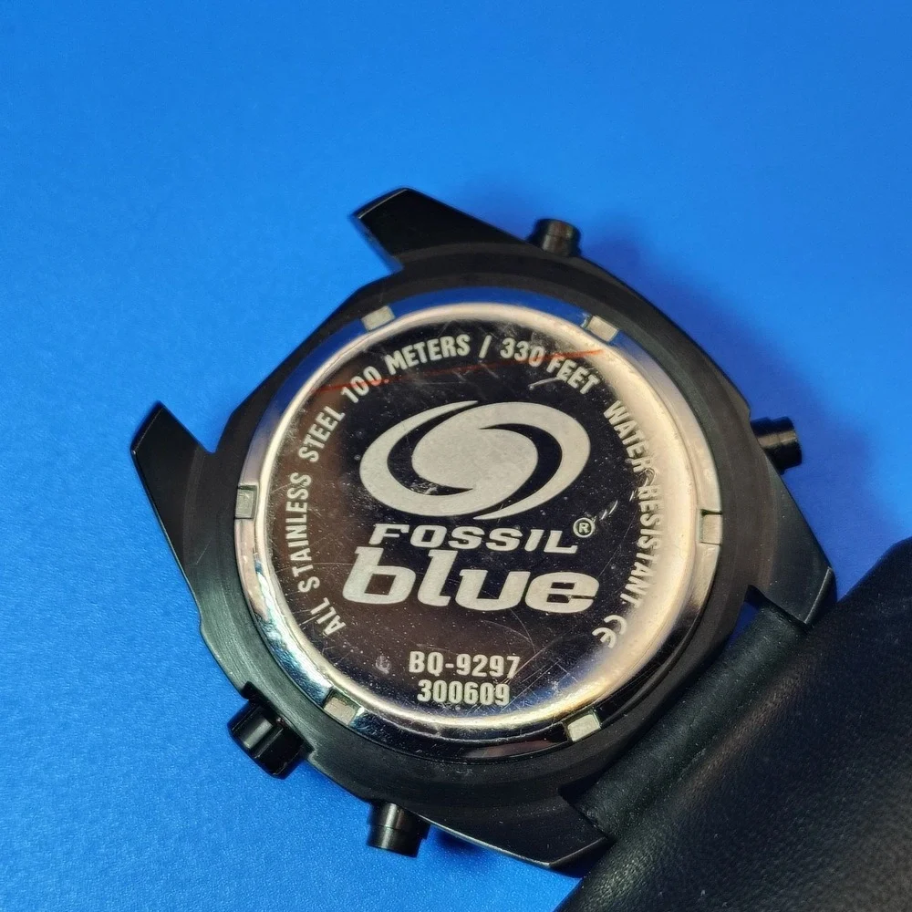 Vintage 2002 Fossil Blue BQ9297 ANA-Digi 40mm Mens Quartz‎ Watch Leather Cuff